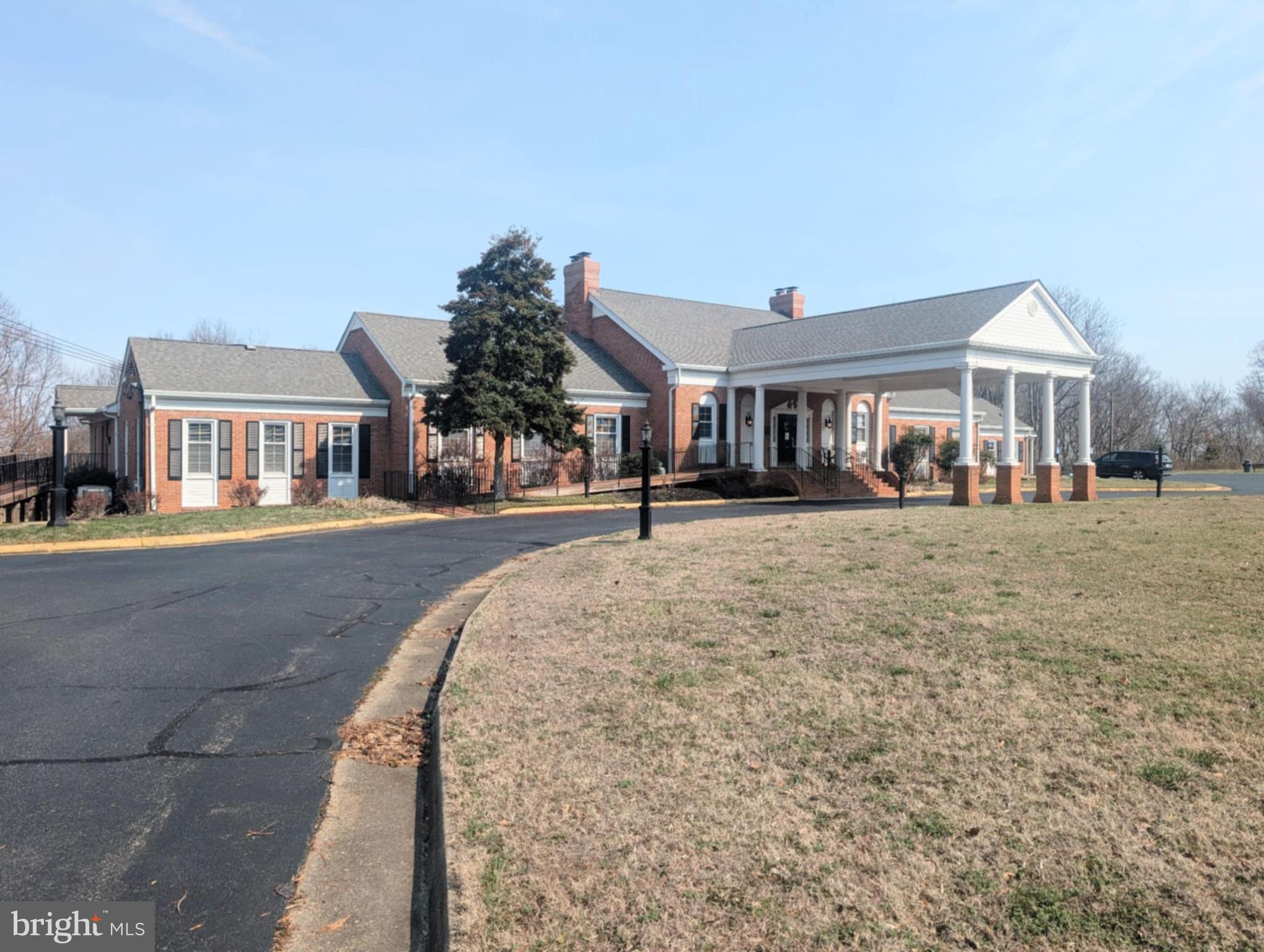 STRATFORD HARBOUR - Land