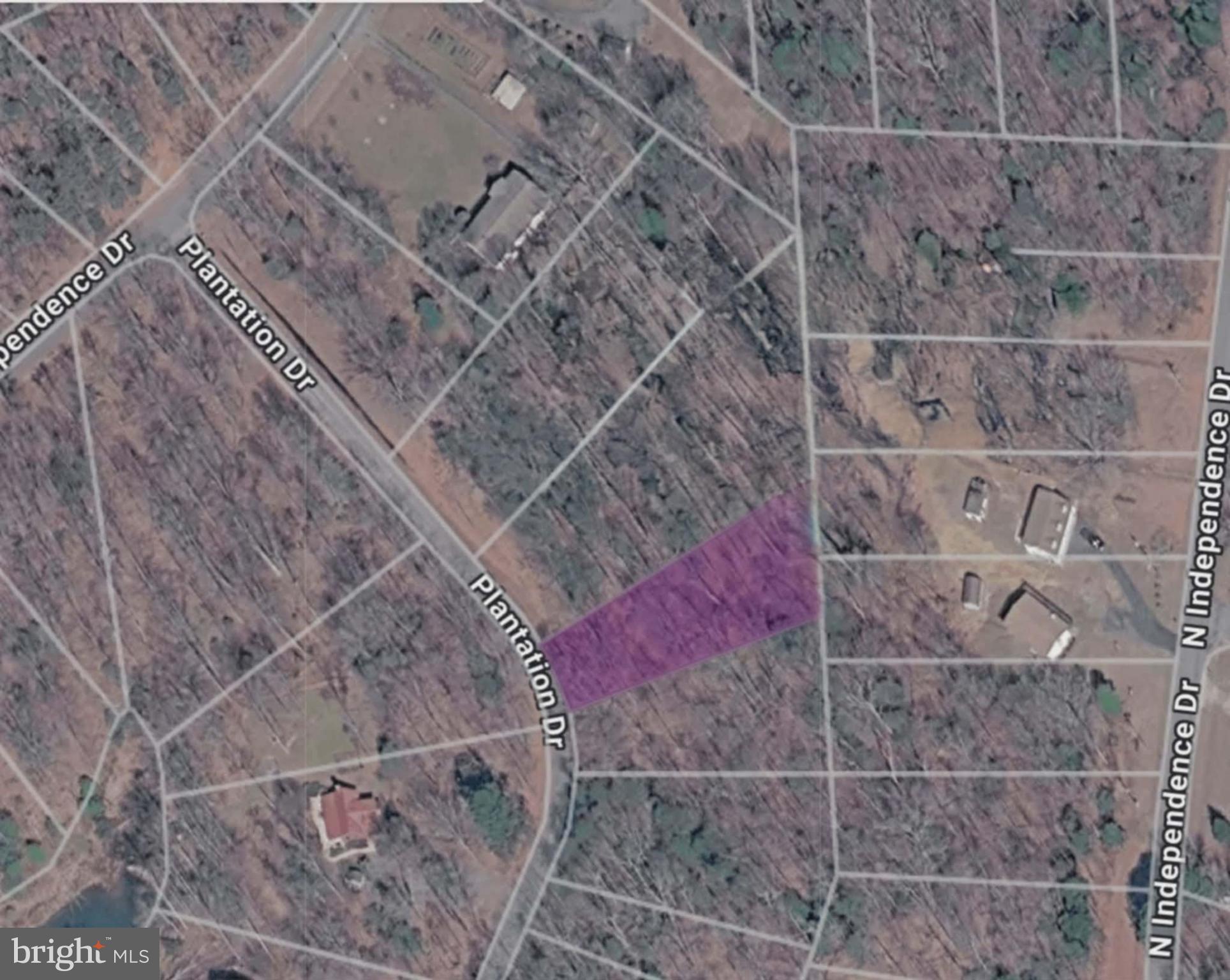 STRATFORD HARBOUR - Land