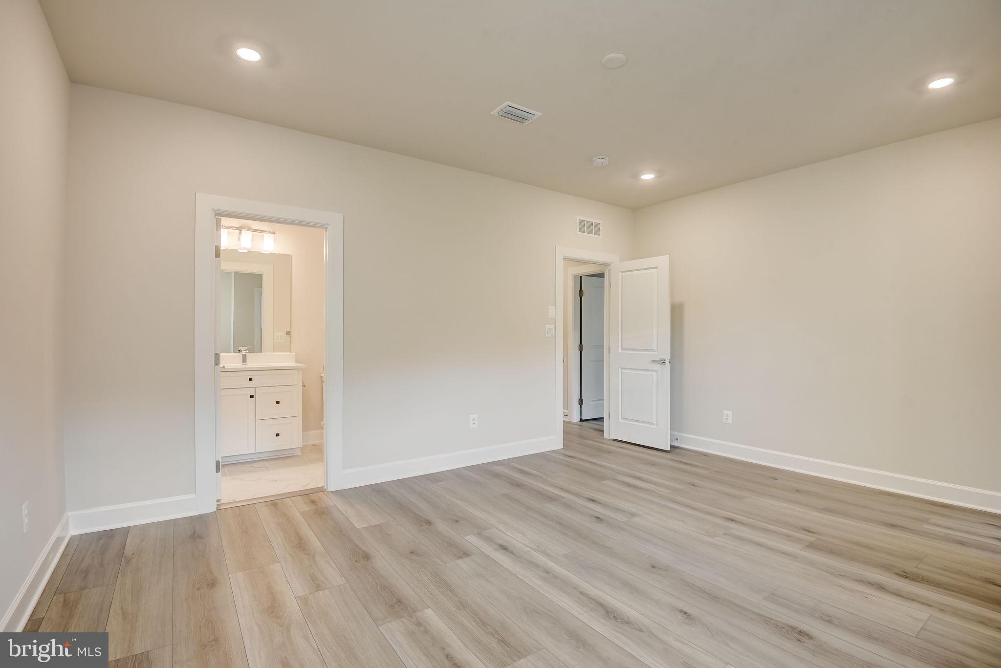 HARTLAND - Residential