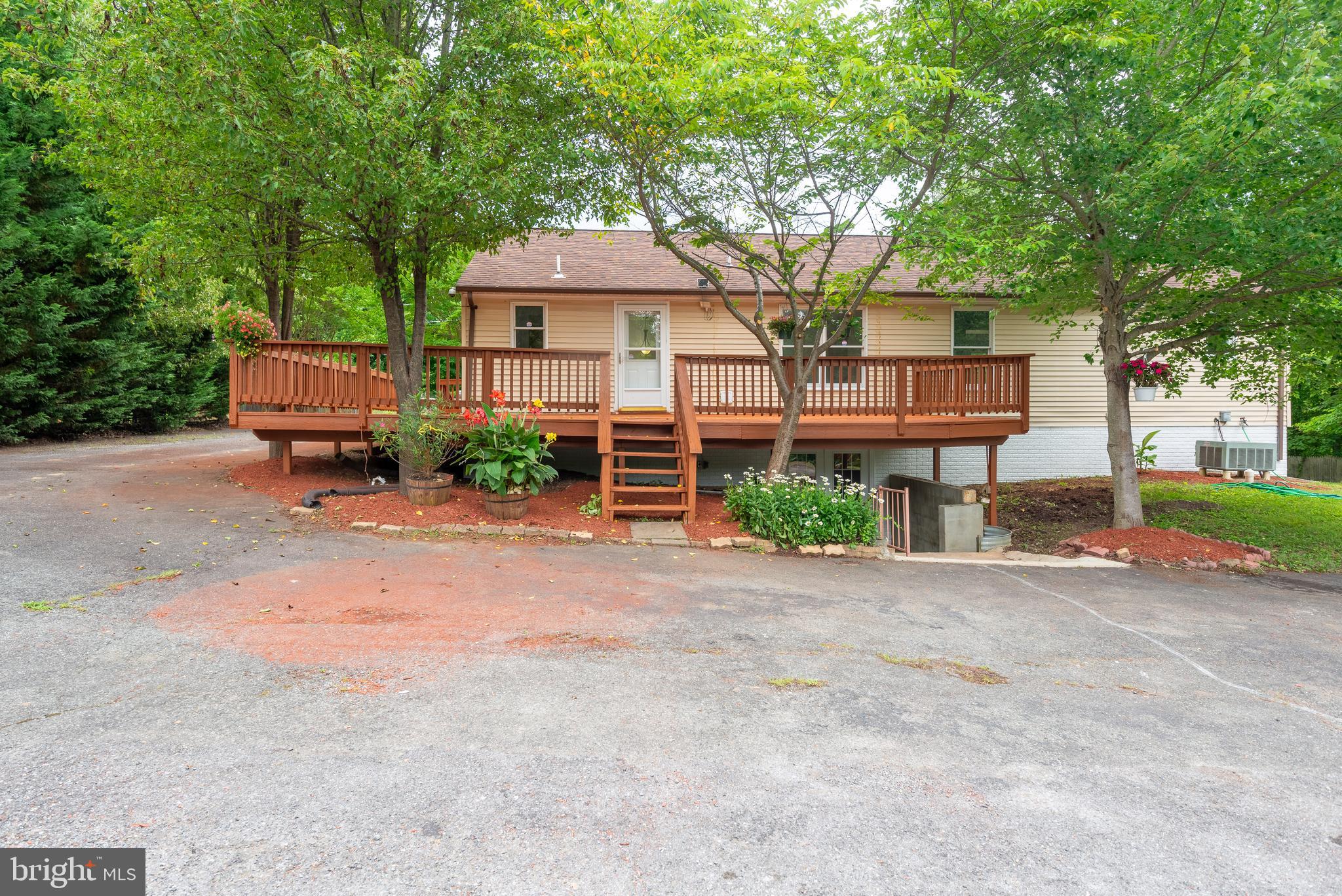 STONEGATE - Residential