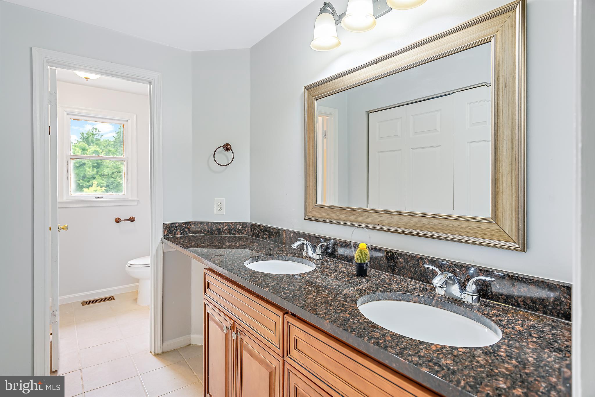 STONEGATE - Residential