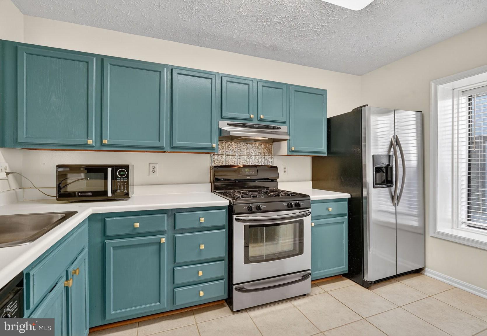 WINDBROOKE - Residential