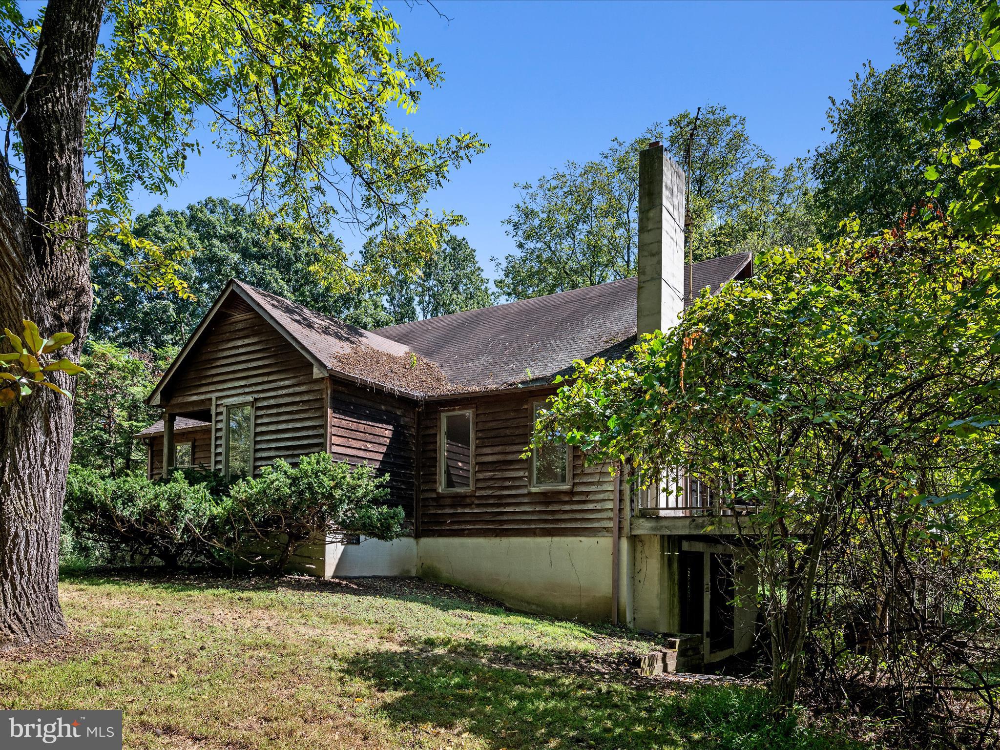 616 CHESTNUT LANE