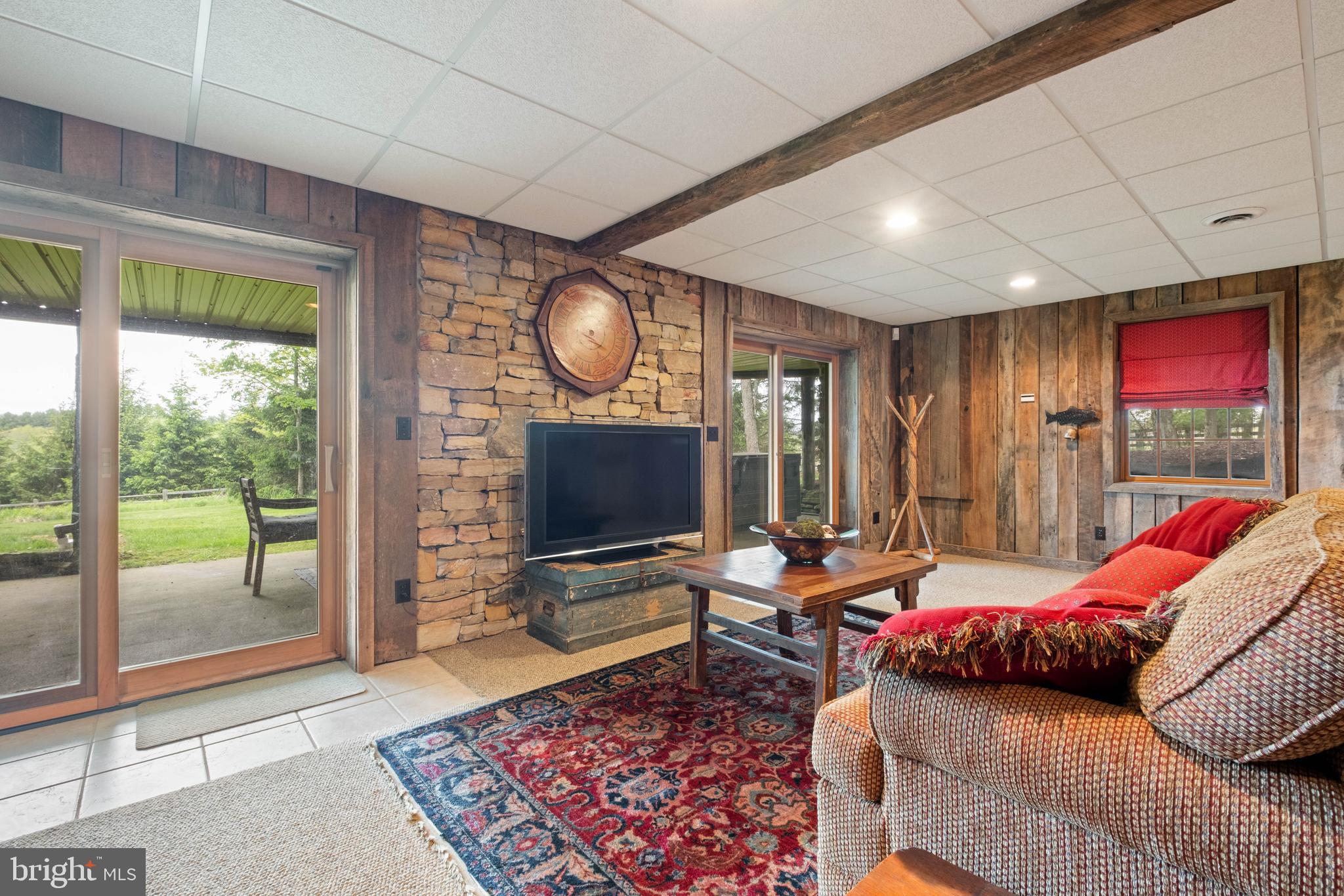HICKORY RIDGE - Residential