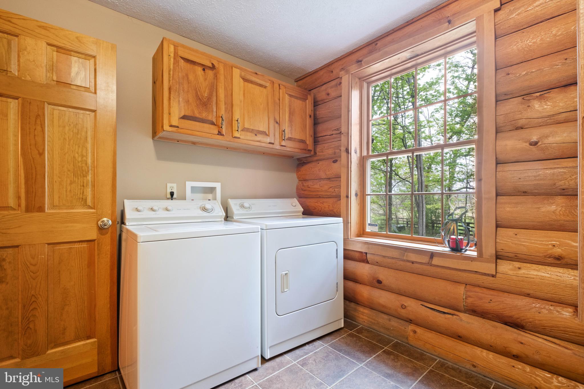 HICKORY RIDGE - Residential