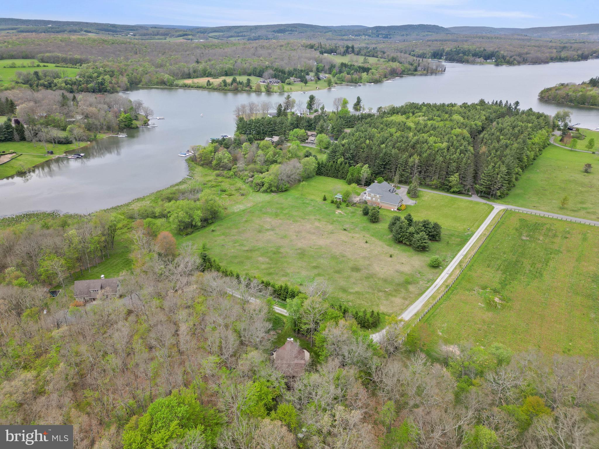 HICKORY RIDGE - Residential