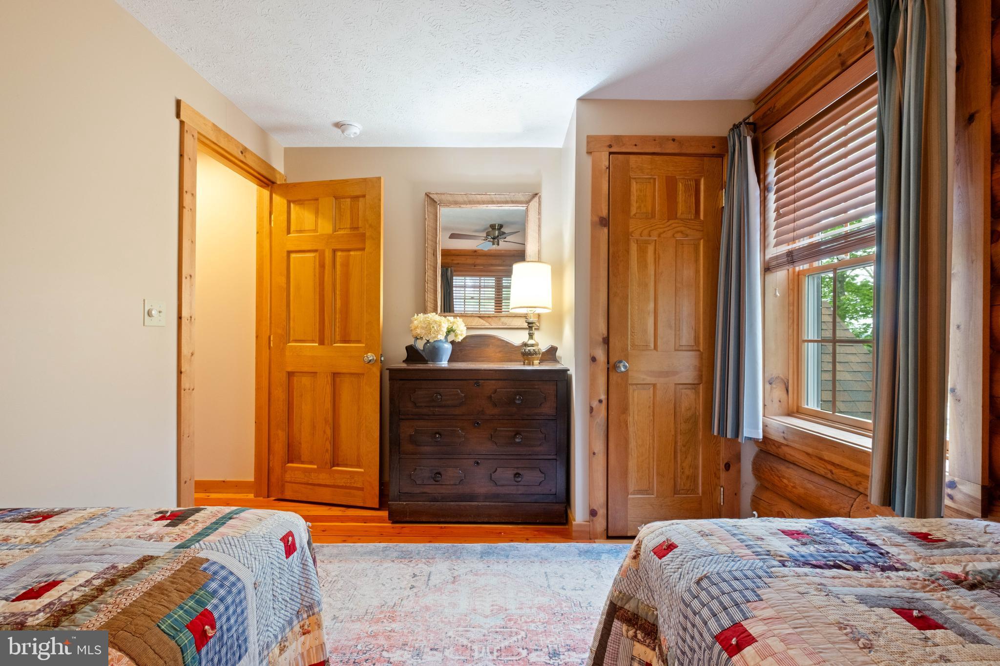 HICKORY RIDGE - Residential