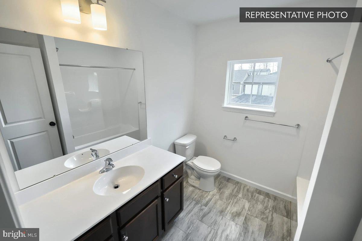 STONE MILL ESTATES - Residential