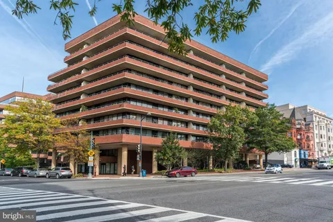 MLS: DCDC2191326
