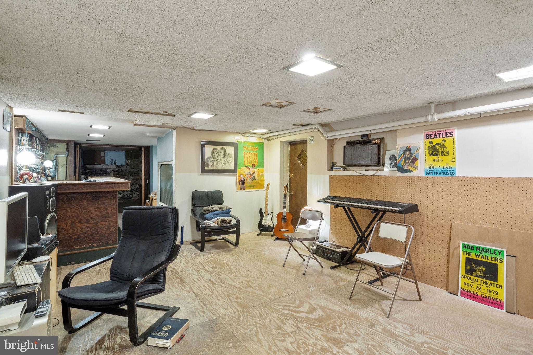 SPRUCE HILL - Residential