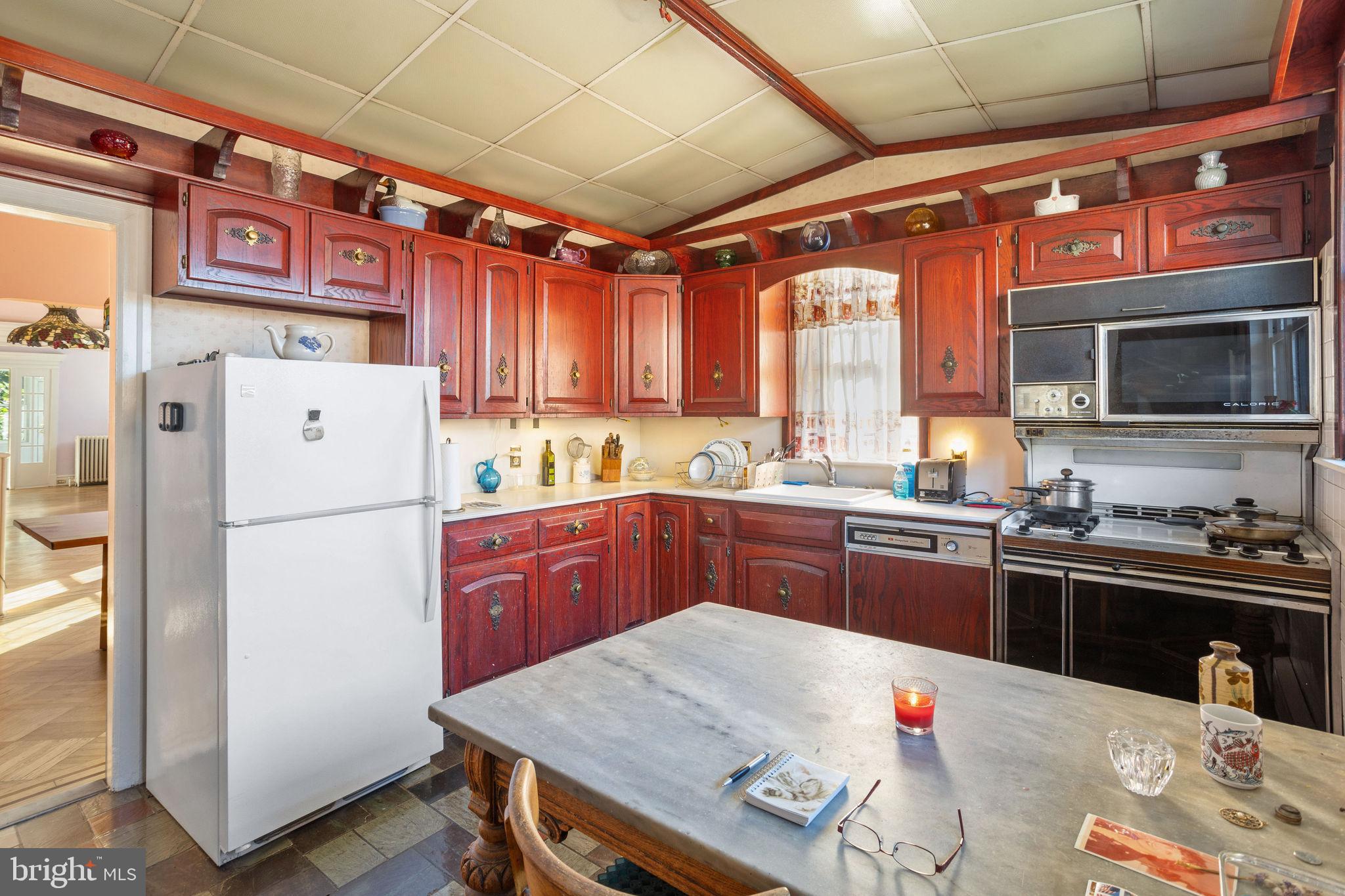 SPRUCE HILL - Residential