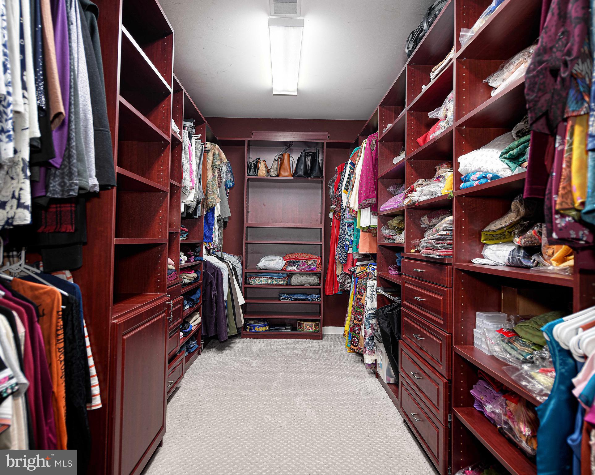 BULLOCK FARM - Residential