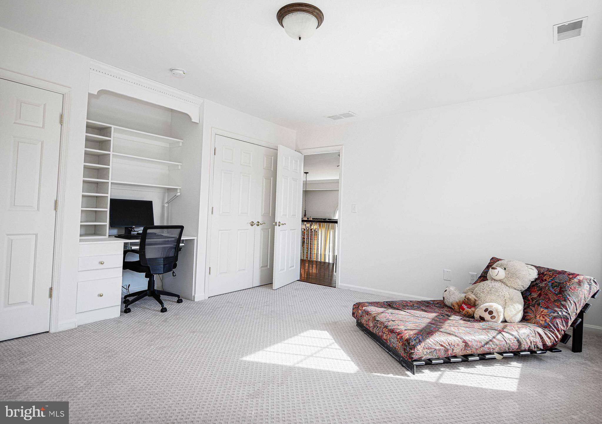 BULLOCK FARM - Residential