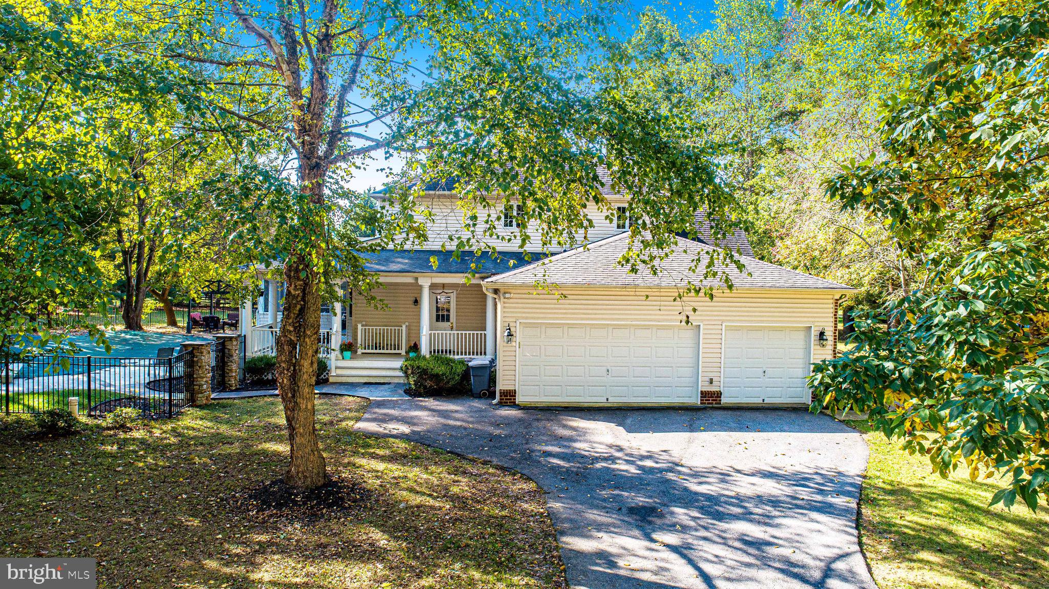 BULLOCK FARM - Residential