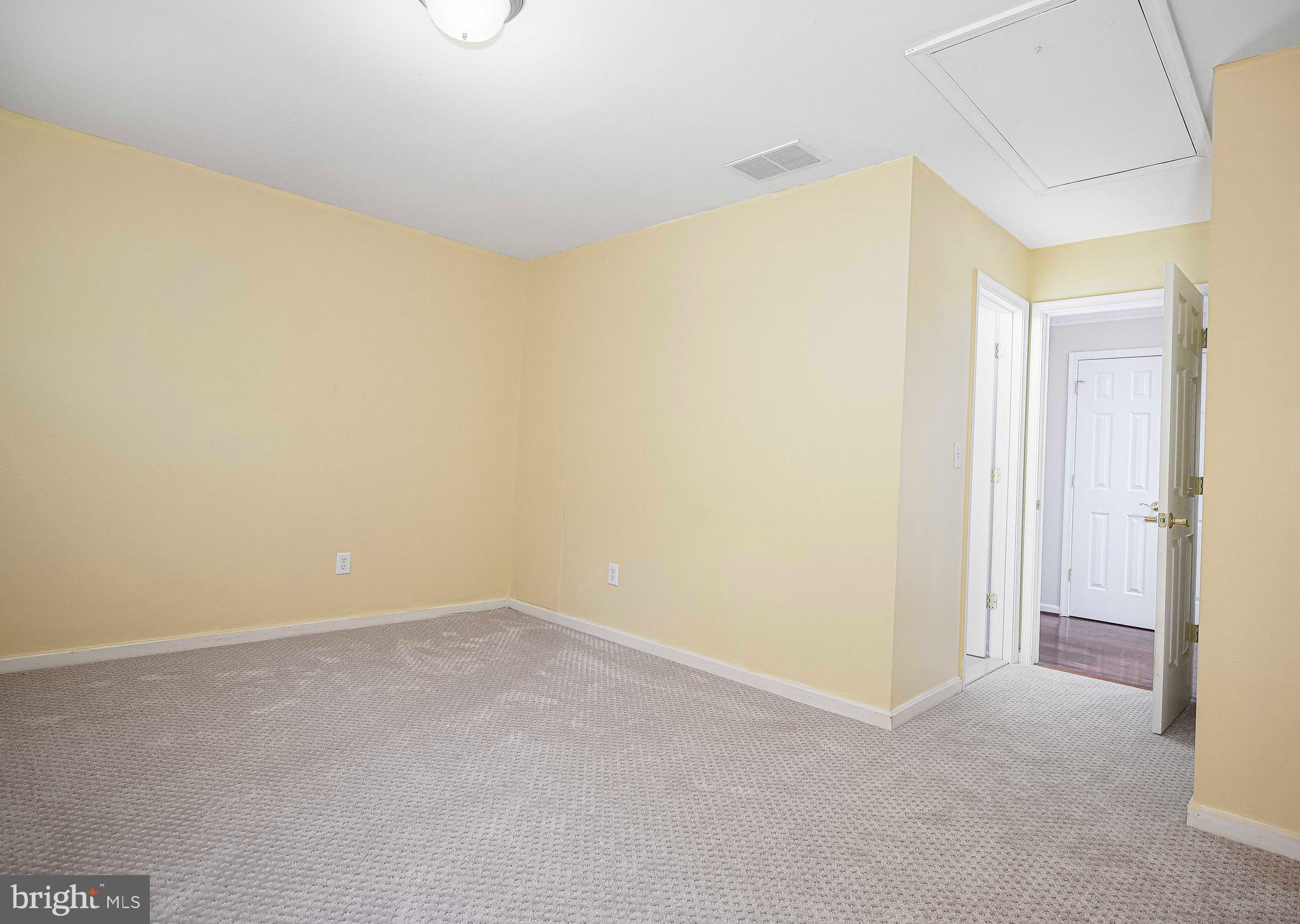 BULLOCK FARM - Residential