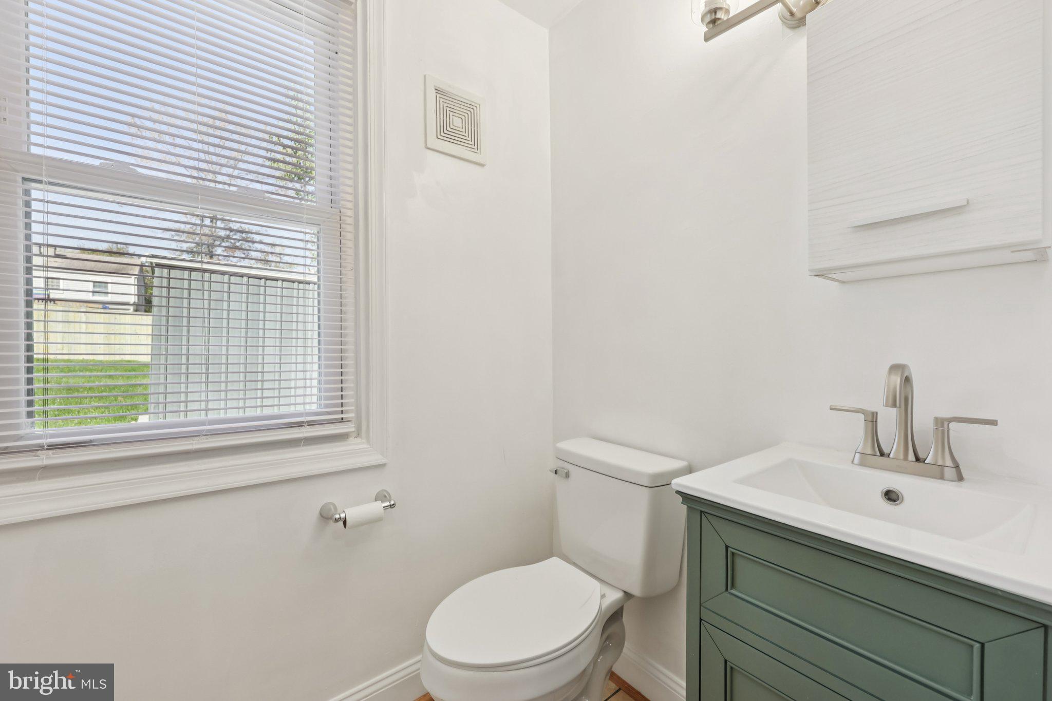 JEFFERSON MANOR - Residential