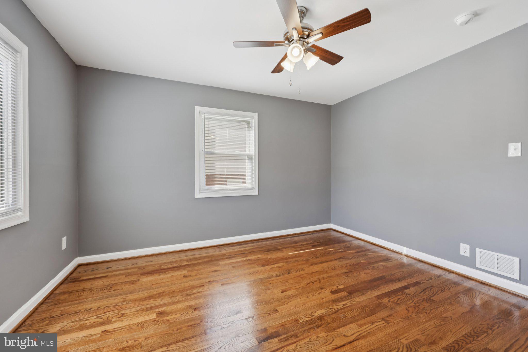 JEFFERSON MANOR - Residential