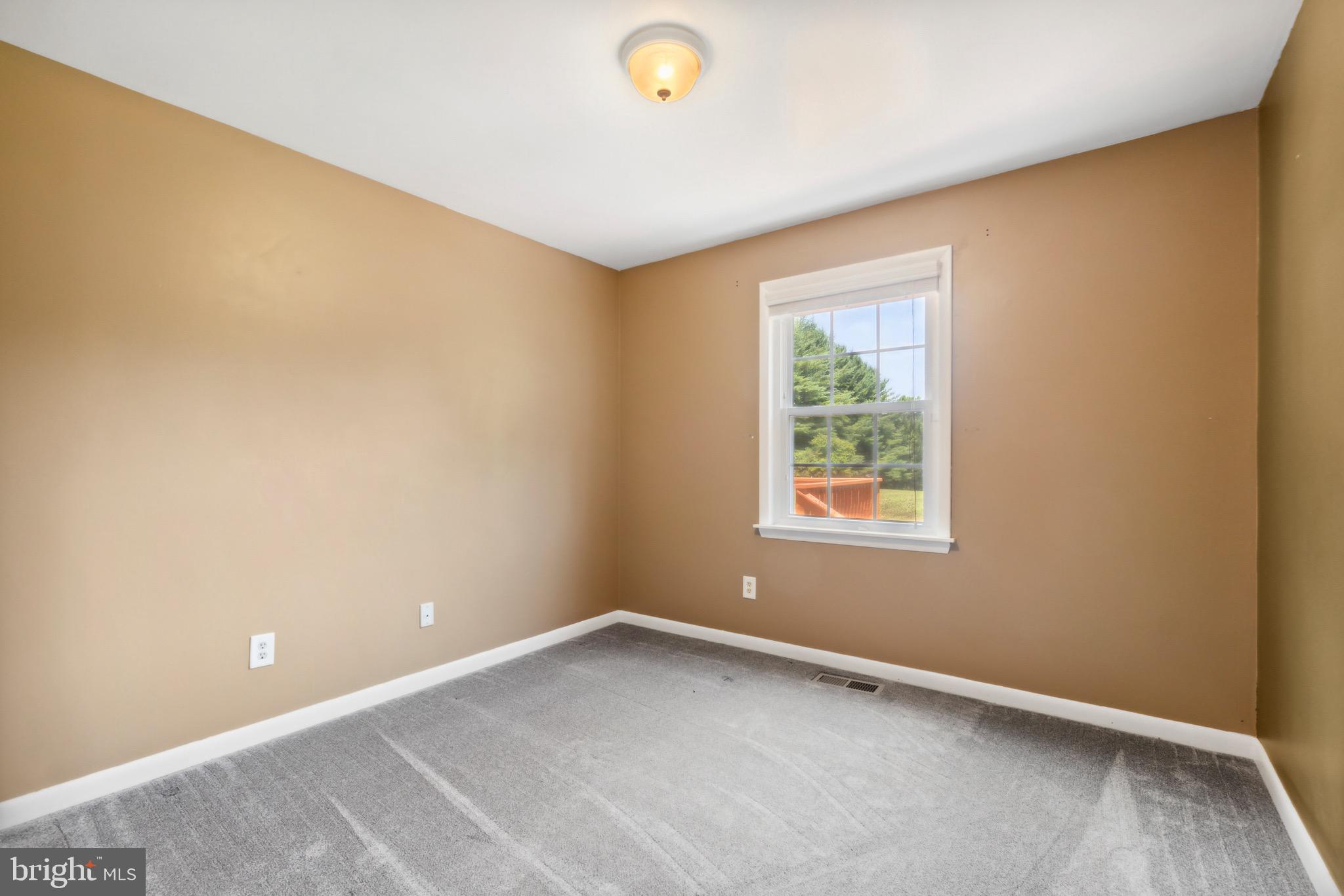 MEADOW RIDGE FARMS - Residential