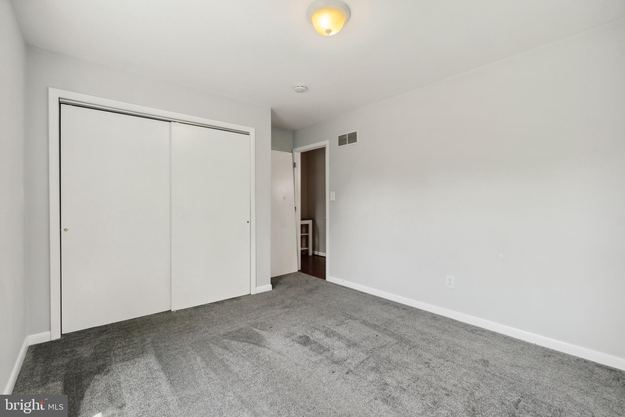 MEADOW RIDGE FARMS - Residential