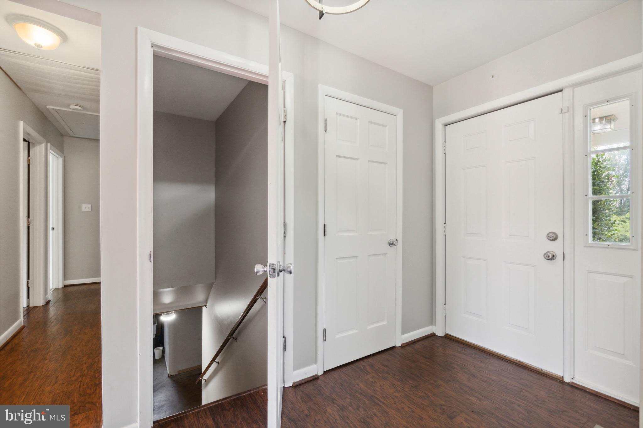 MEADOW RIDGE FARMS - Residential