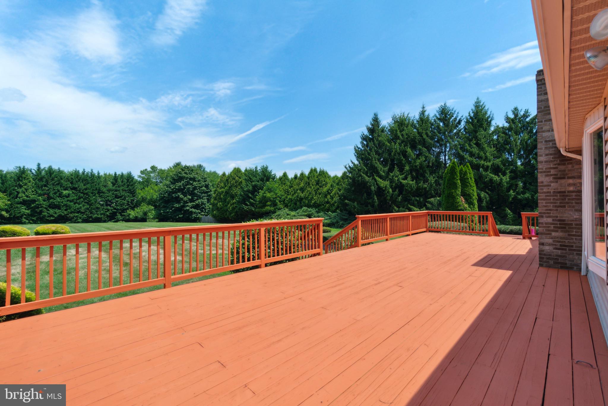 MEADOW RIDGE FARMS - Residential