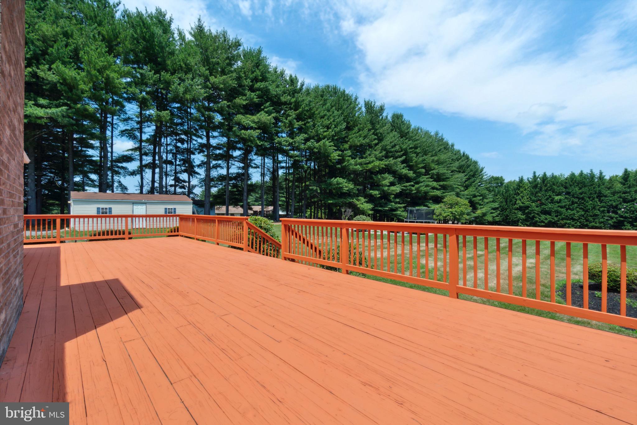 MEADOW RIDGE FARMS - Residential