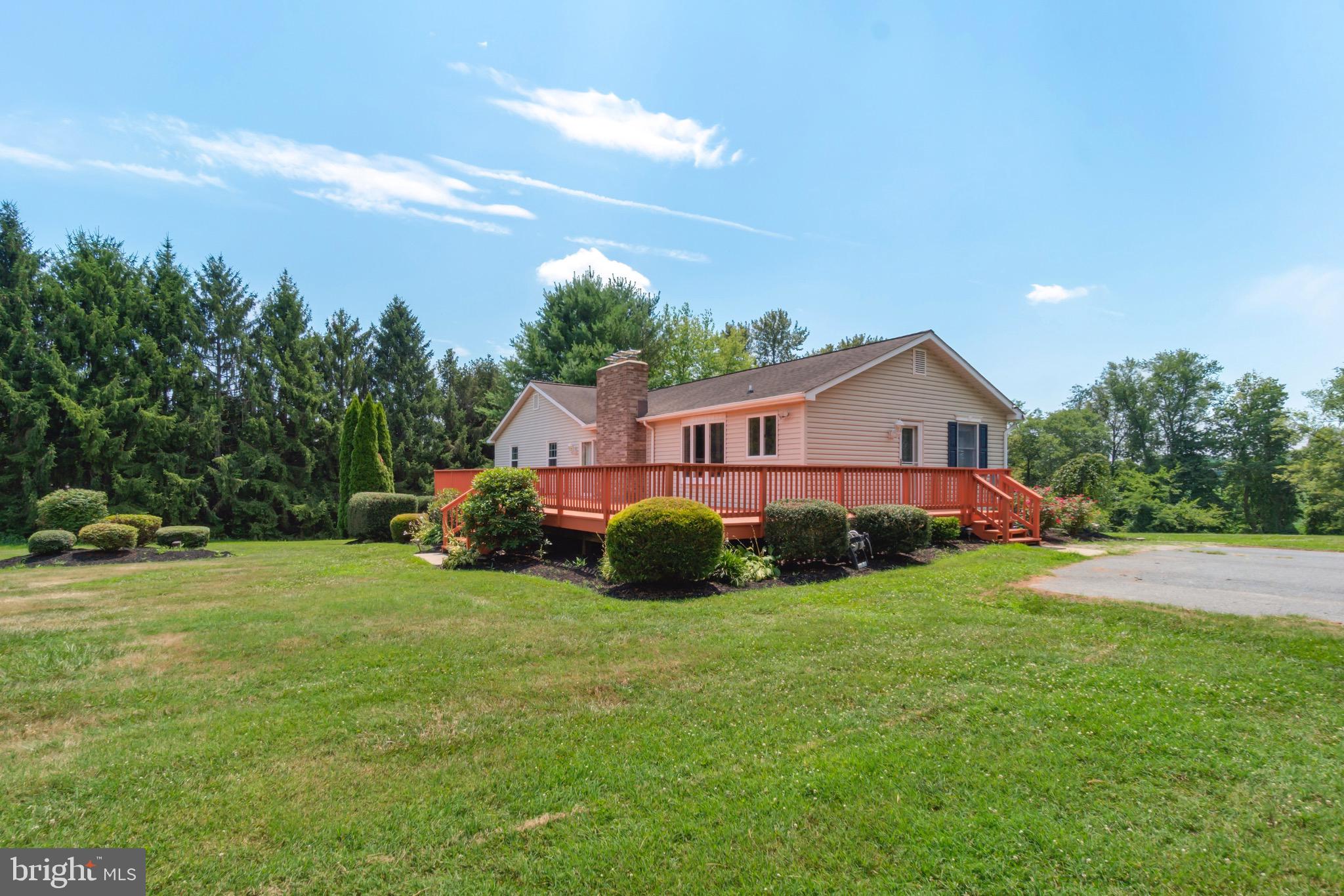 MEADOW RIDGE FARMS - Residential