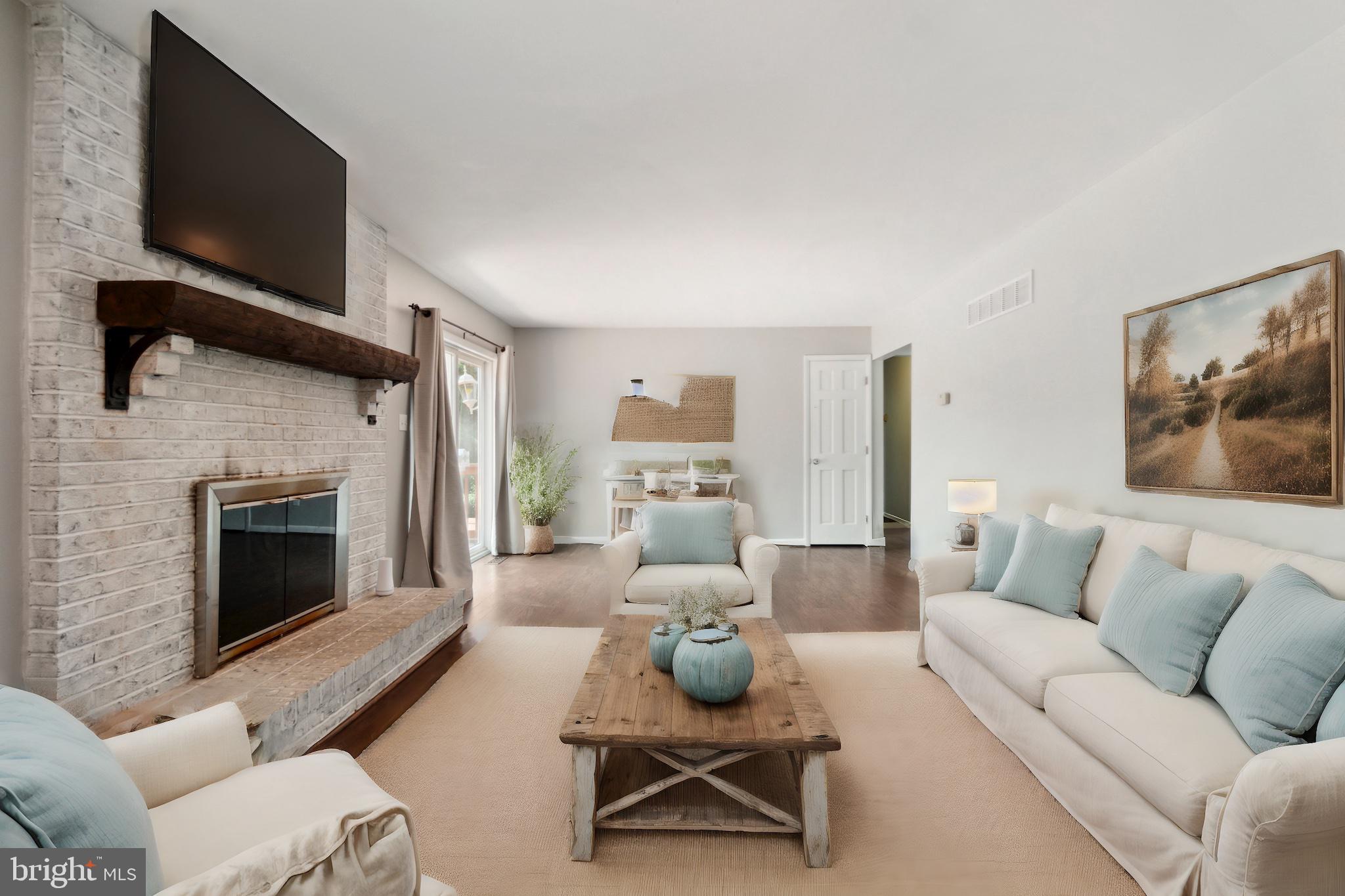 MEADOW RIDGE FARMS - Residential