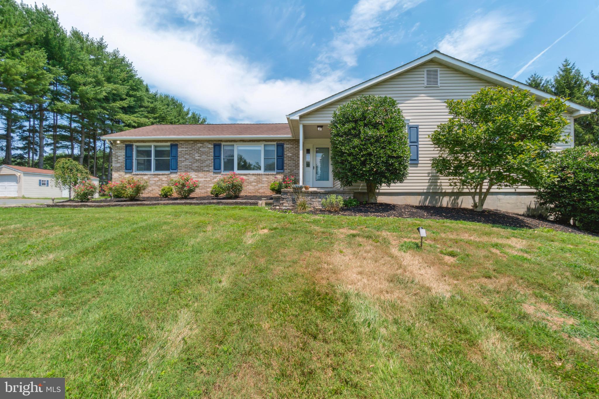 MEADOW RIDGE FARMS - Residential