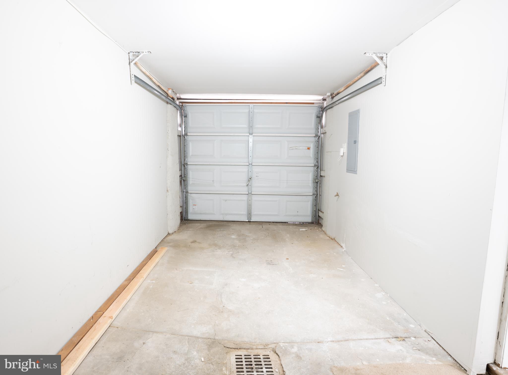 GERMANTOWN (EAST) - Residential