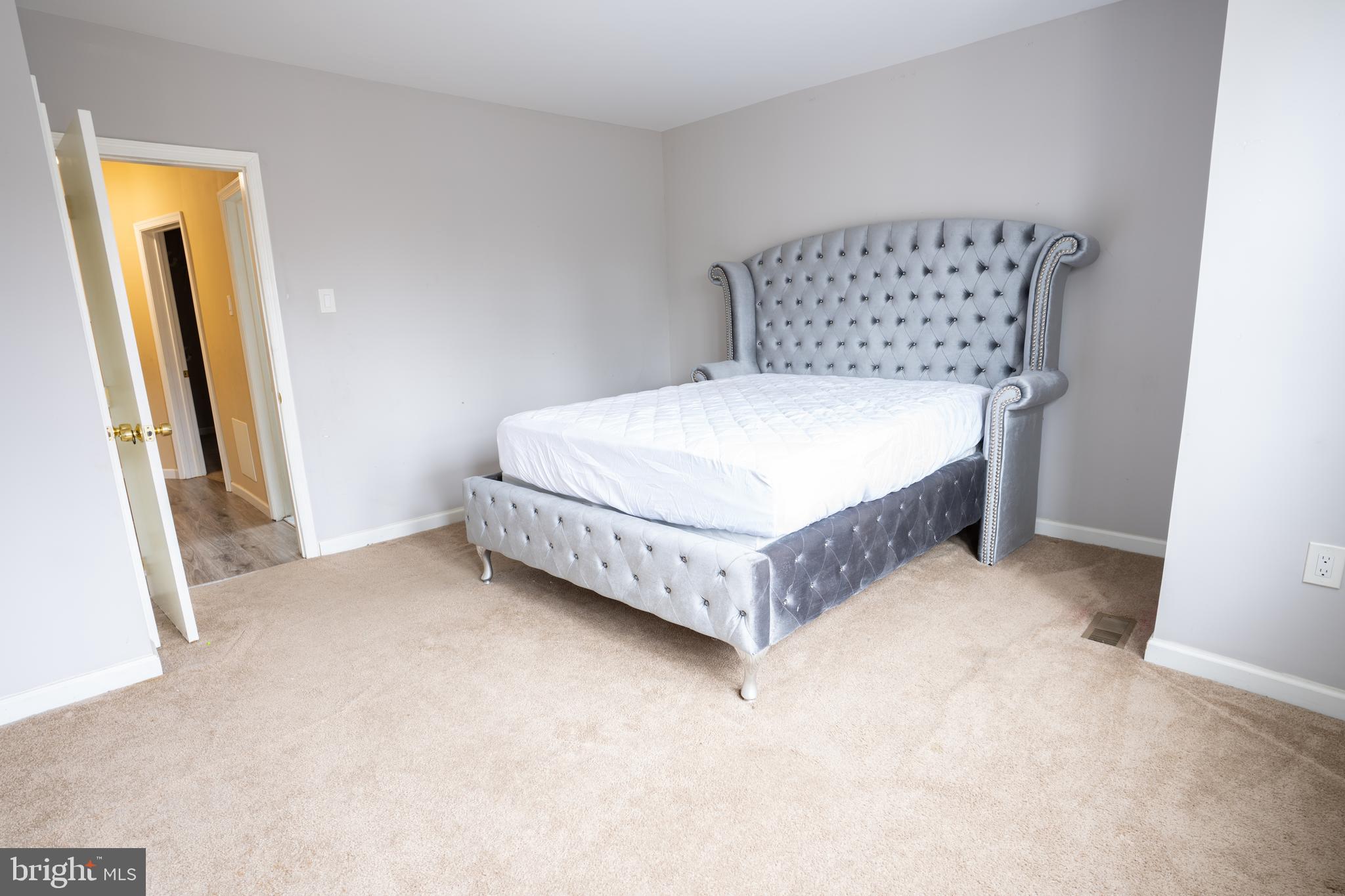 GERMANTOWN (EAST) - Residential