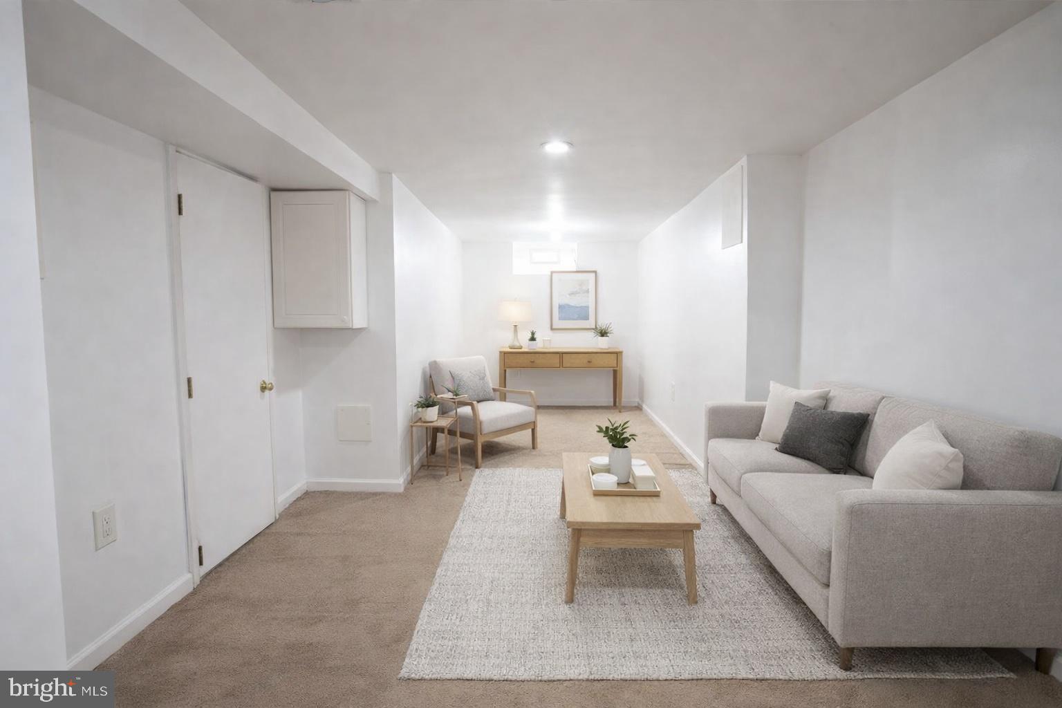 GERMANTOWN (EAST) - Residential