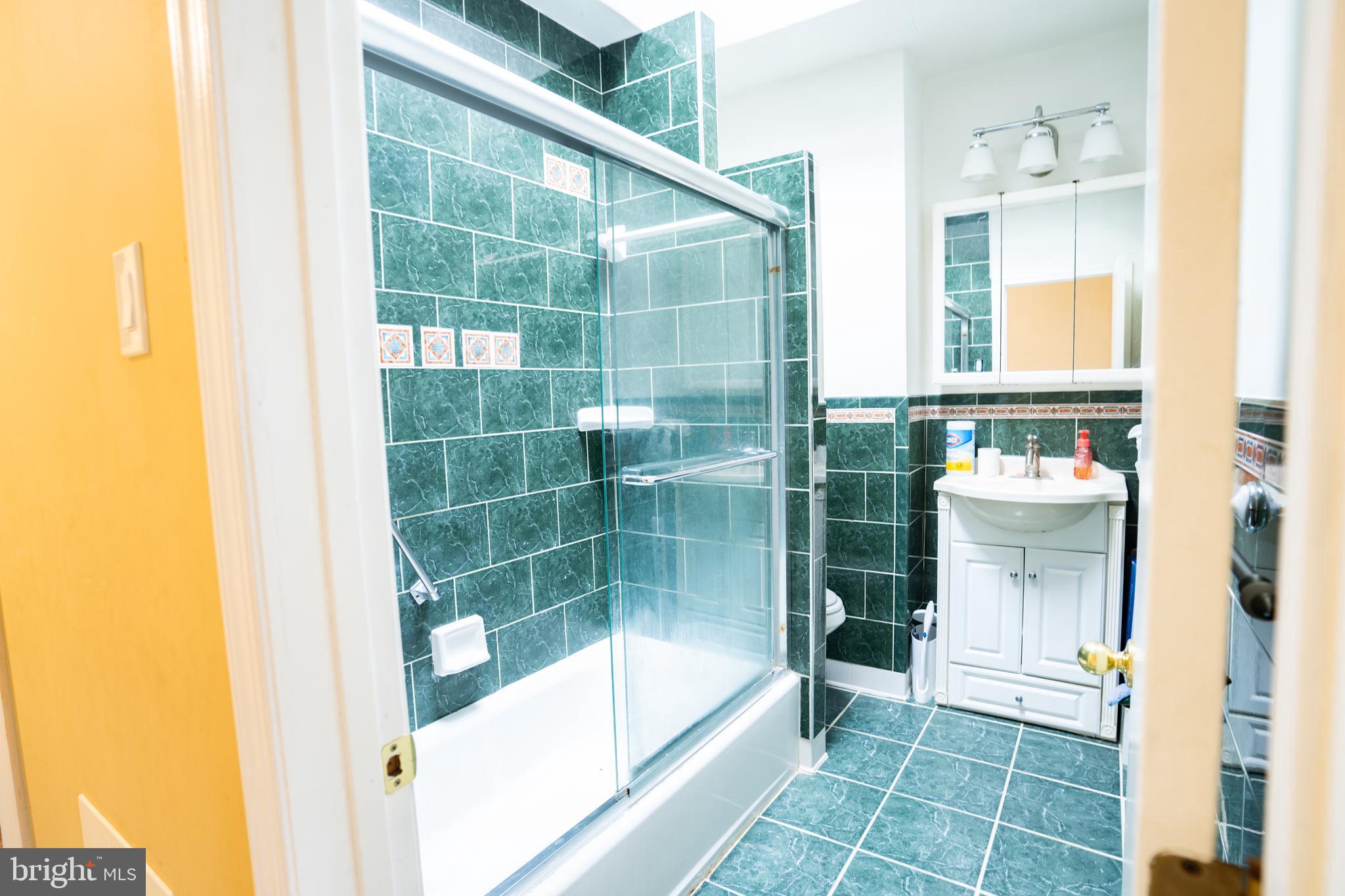 GERMANTOWN (EAST) - Residential