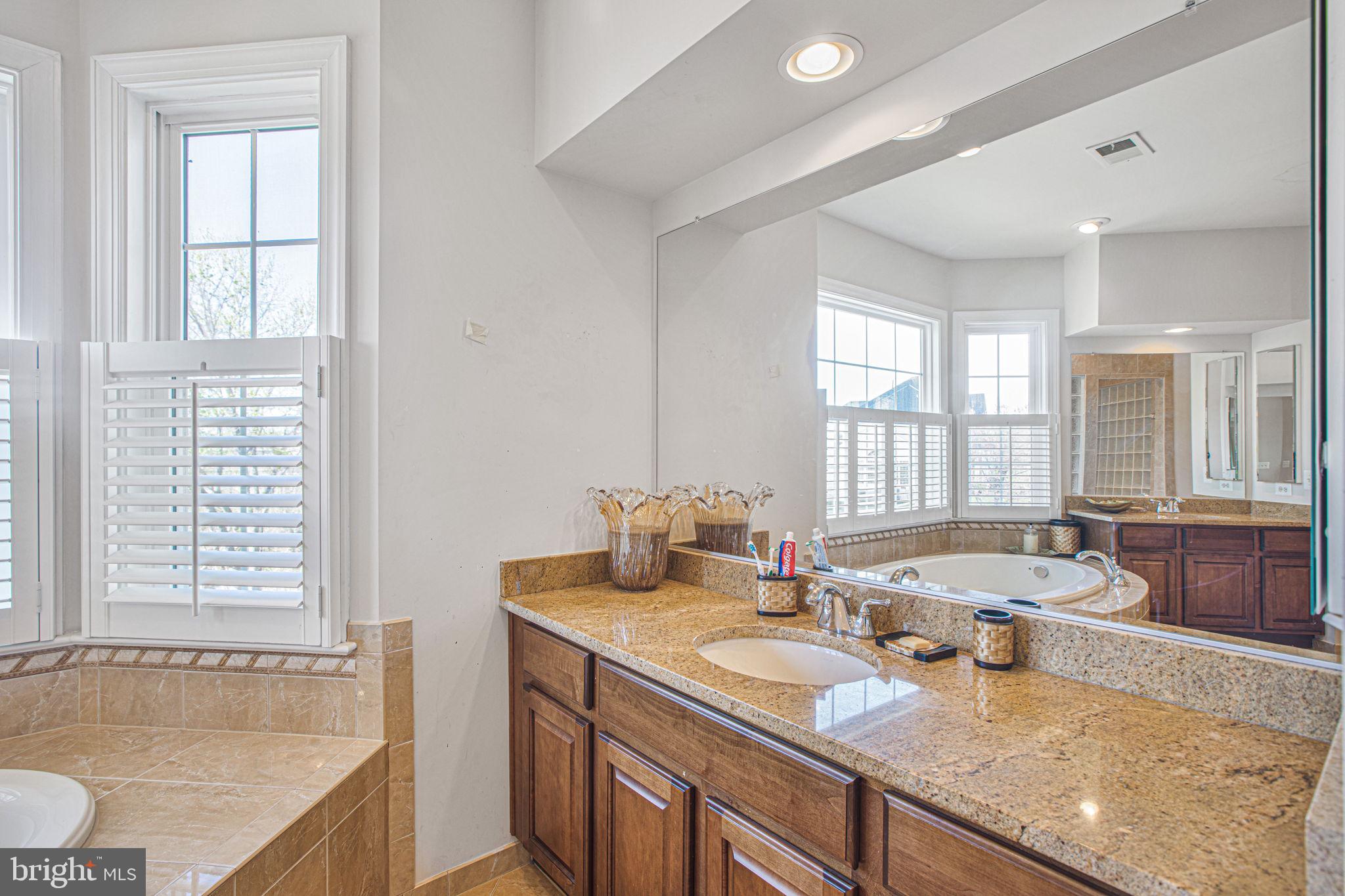 WOODMORE NORTH - Residential