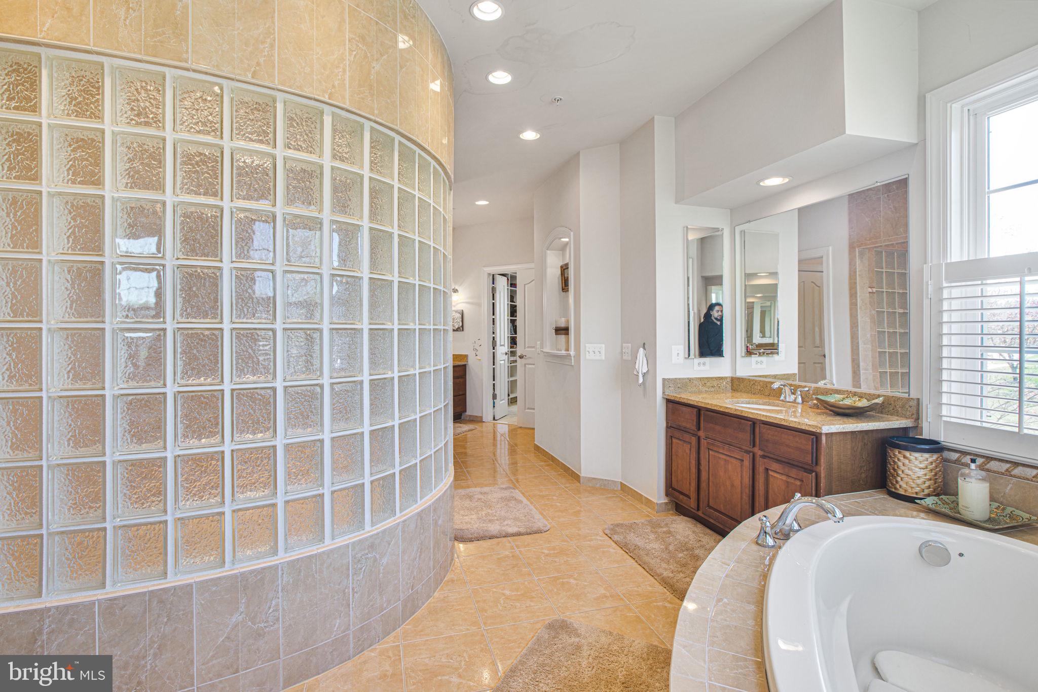 WOODMORE NORTH - Residential