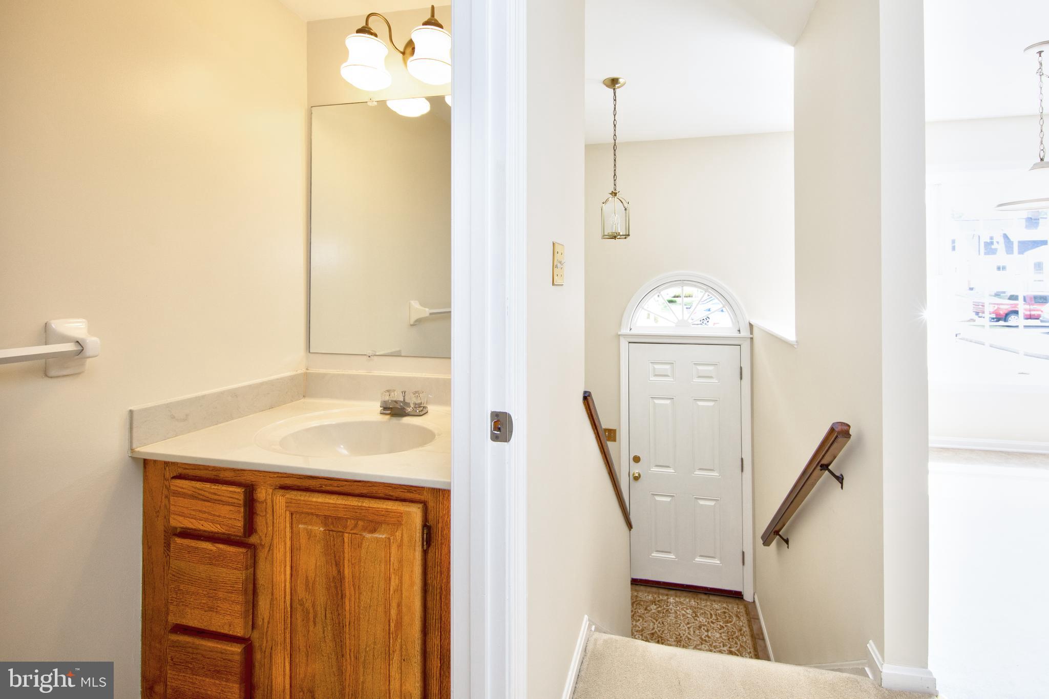 KENMORE SQUARE - Residential