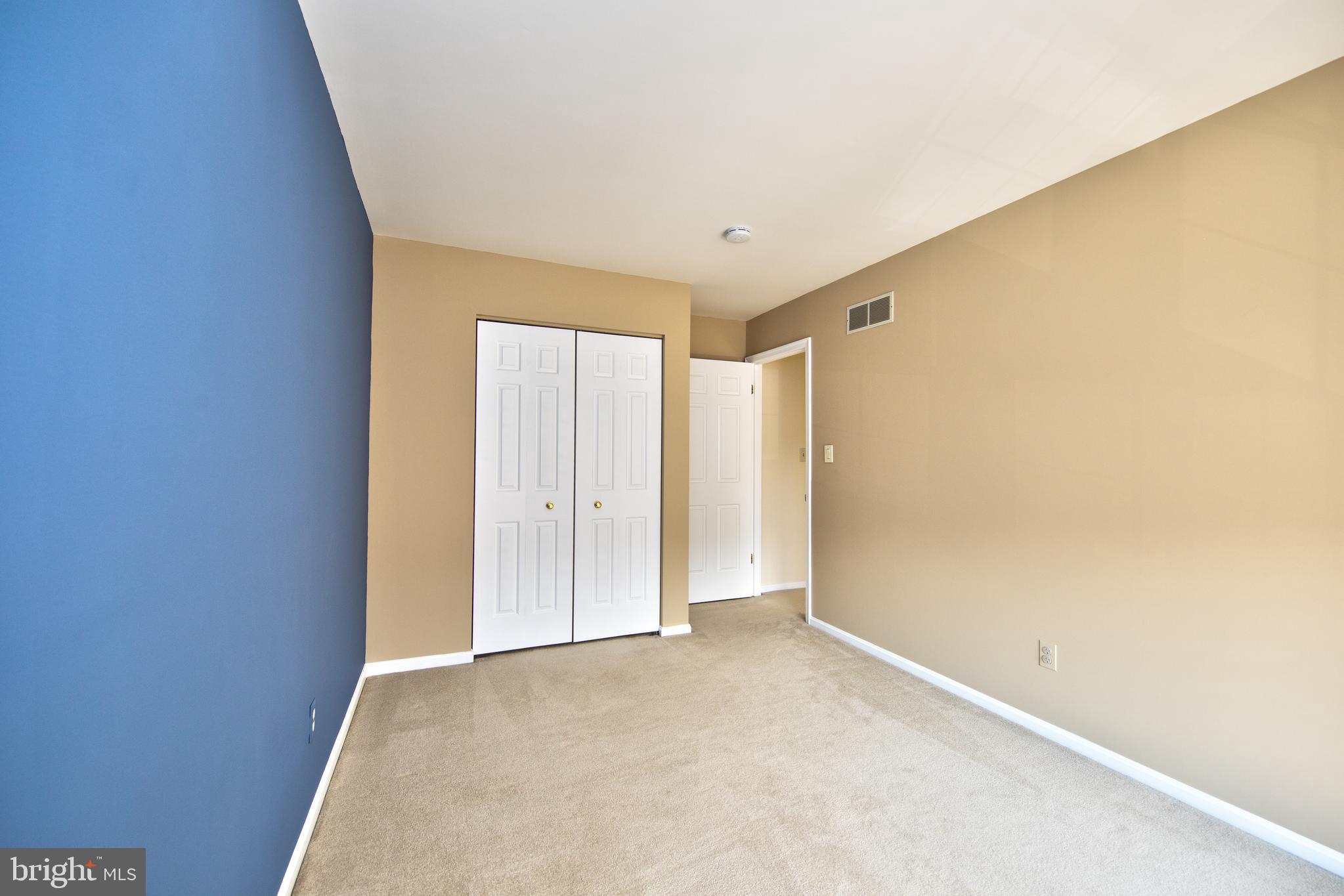 KENMORE SQUARE - Residential