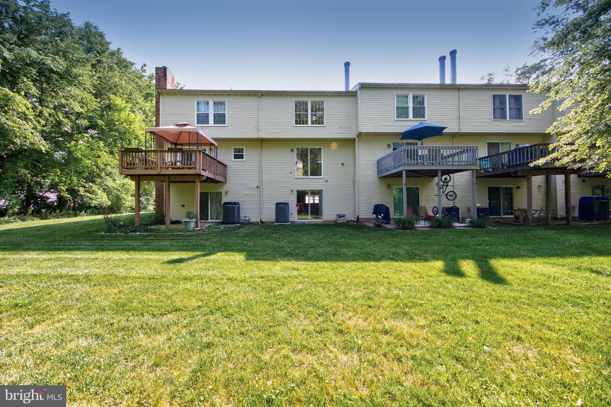 KENMORE SQUARE - Residential