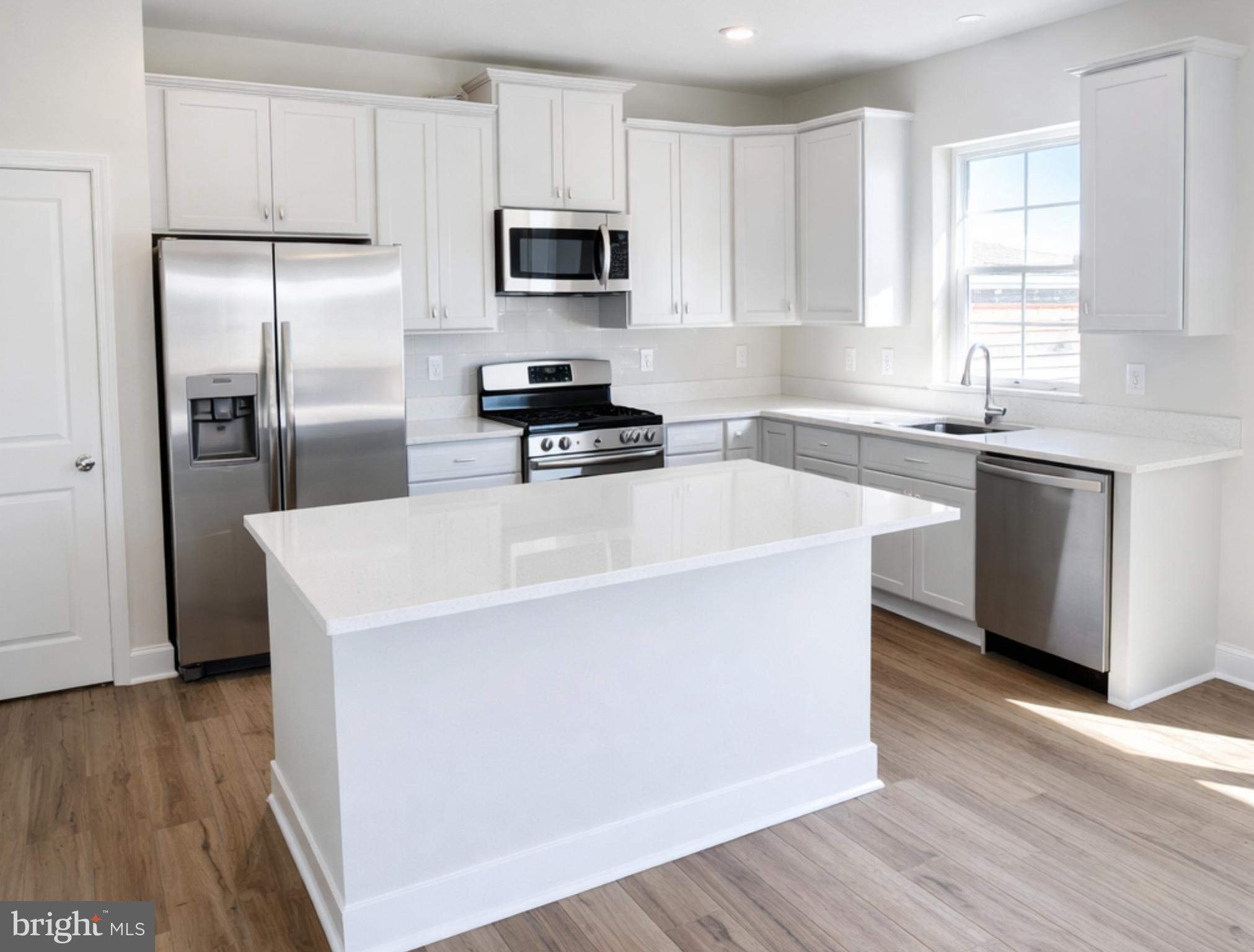 28103 KINGSBURY LANE