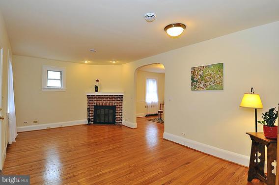 MOUNT RIDGE - Residential Lease