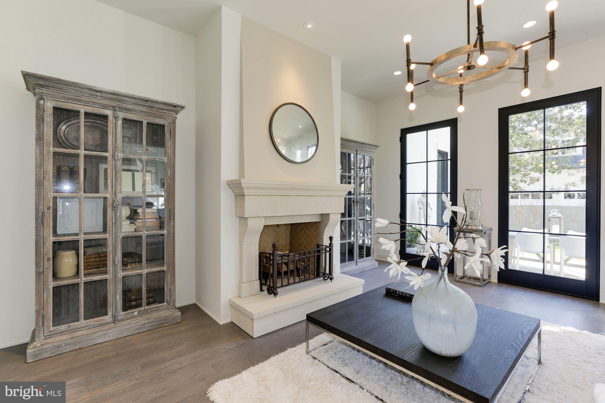 KENWOOD - Residential