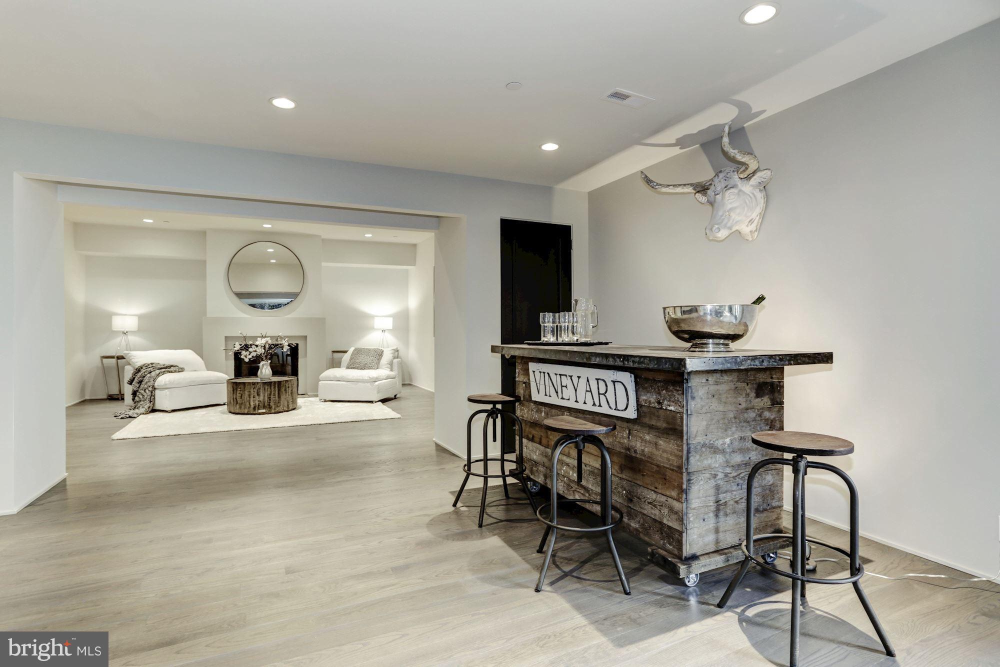 KENWOOD - Residential