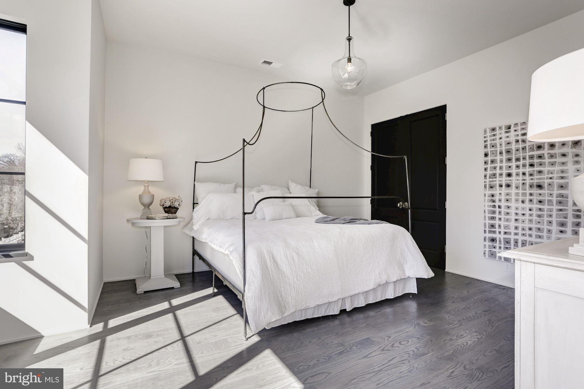 KENWOOD - Residential