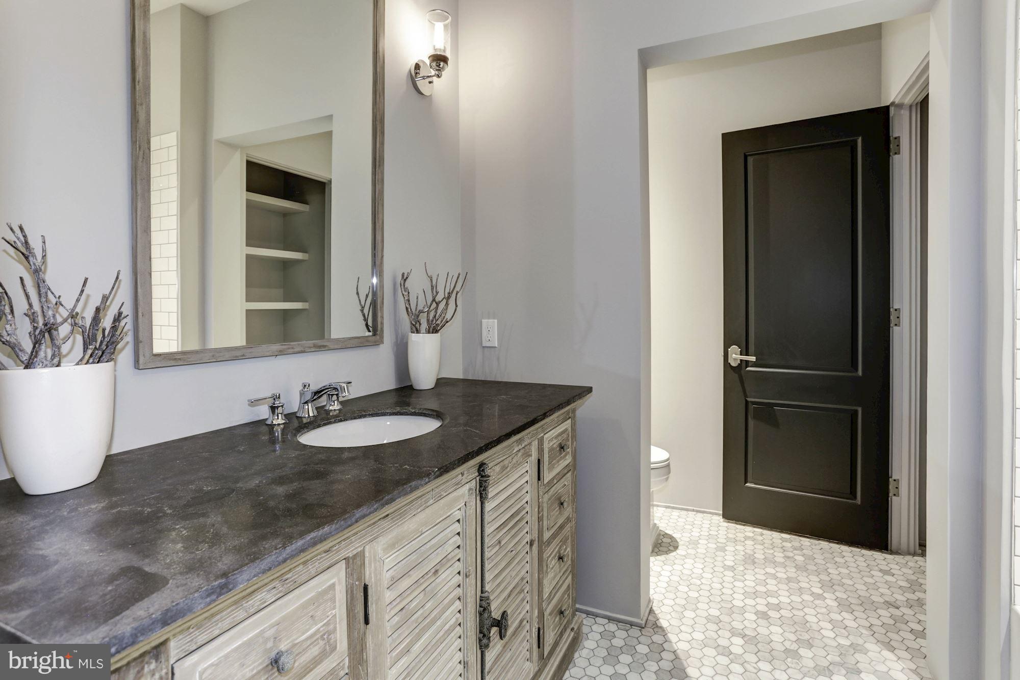 KENWOOD - Residential