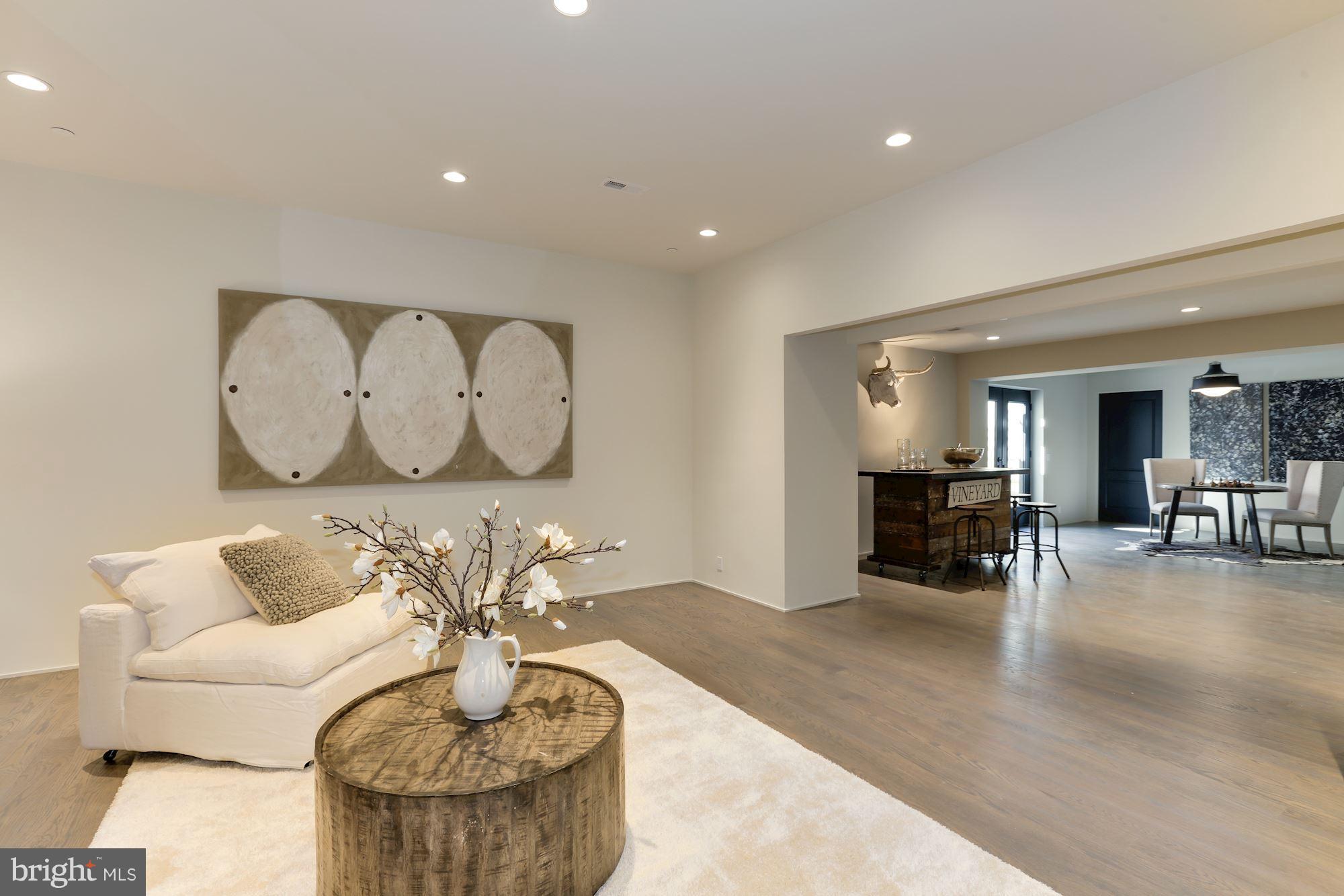 KENWOOD - Residential