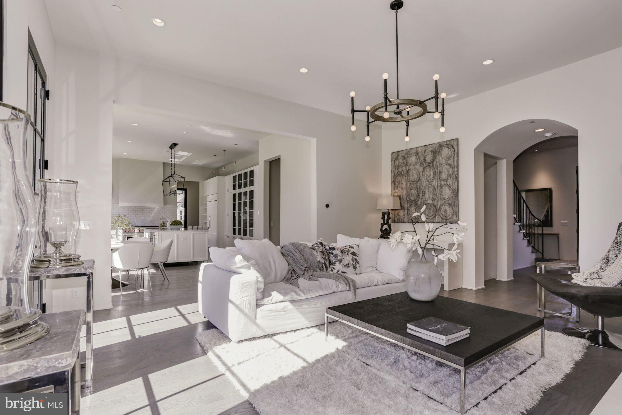 KENWOOD - Residential