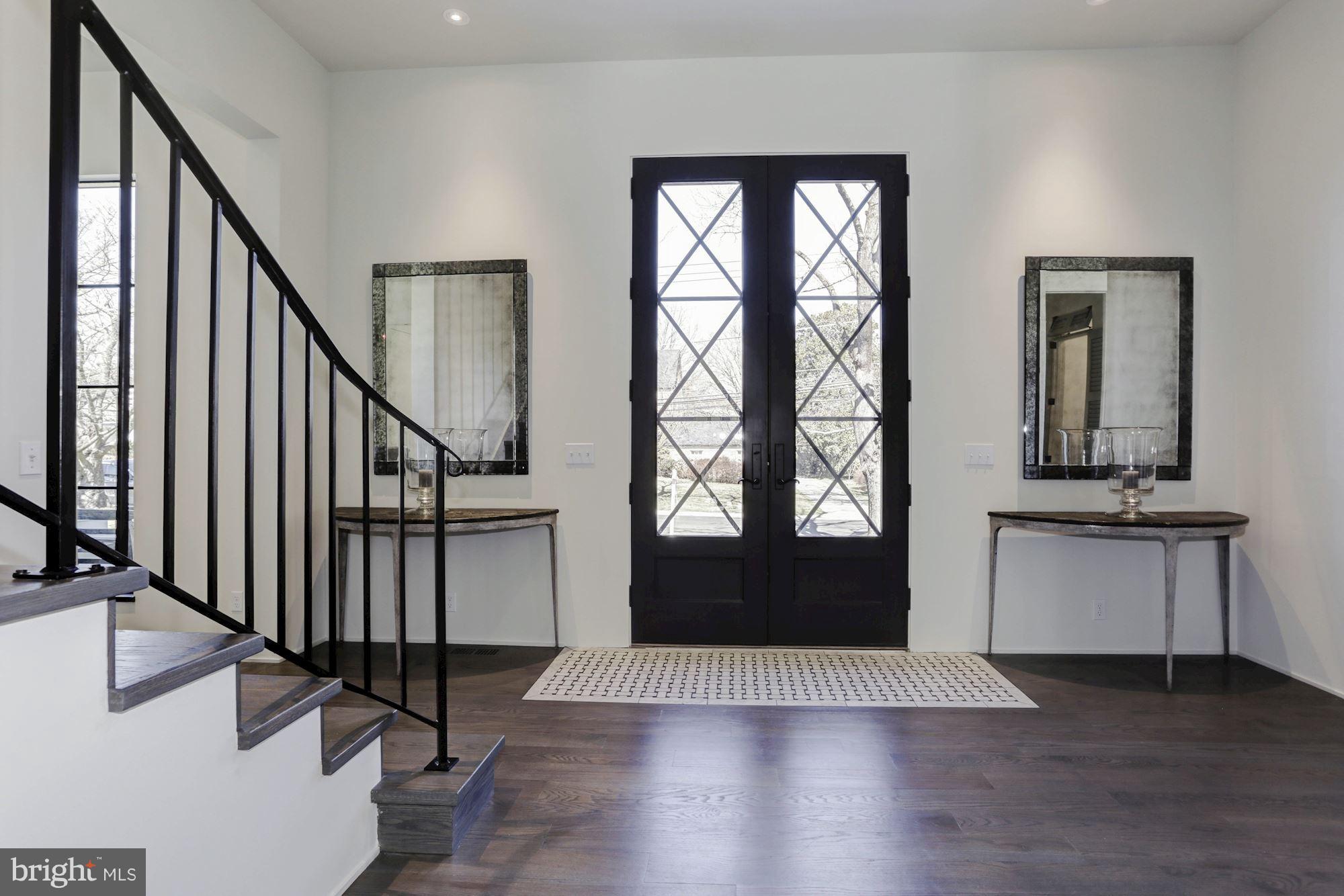 KENWOOD - Residential