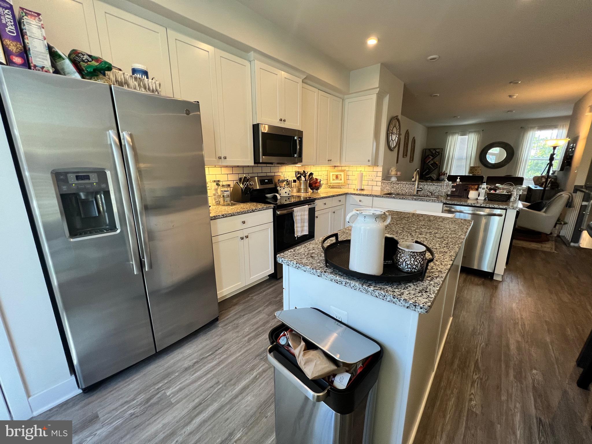 AVONDALE RIDGE - Residential Lease