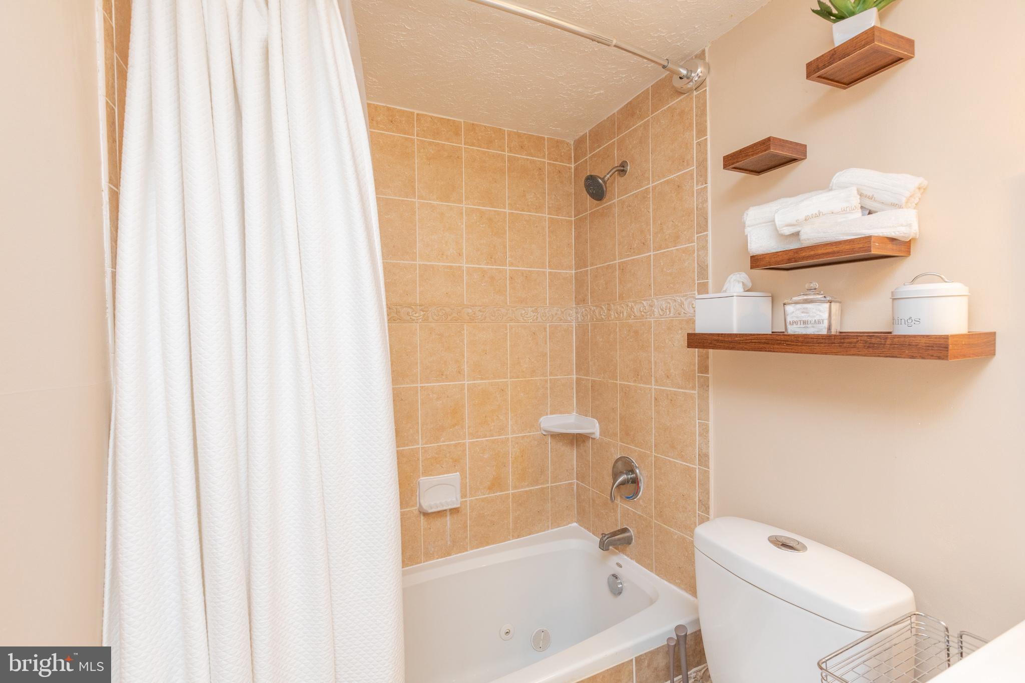 UPPER MARLBORO - Residential