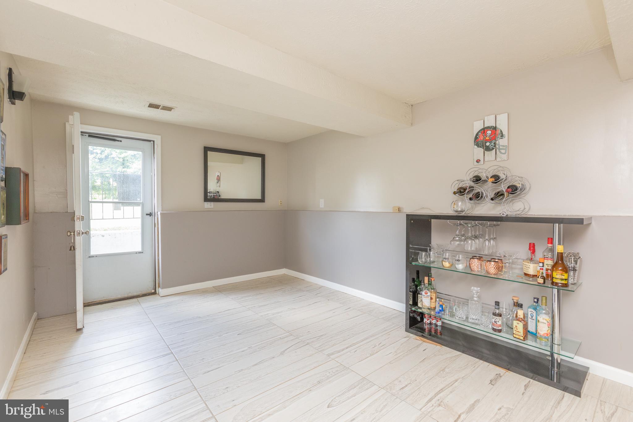 UPPER MARLBORO - Residential